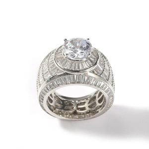 Anello hip-hop di lusso in argento da uomo con zirconi micro-pave e una grande pietra centrale