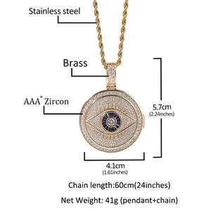 Collana con medaglione Evil Eye Hip Hop dorata con zirconi micro-incastonati e catena a fune