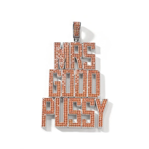 Pendentif lettre hiphop avec pierres de zircon orange et monture argentée pour homme