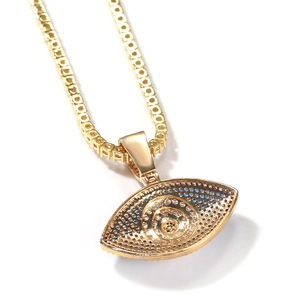 Collier hip hop avec pendentif œil maléfique doré serti de zircons bleus et blancs