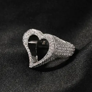 Bague Cœur Ajouré Hip Hop Iced Out en Laiton avec Zircone AAA Bijoux de Mode pour Femmes et Hommes Bague de Fête