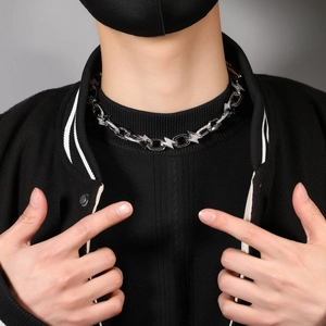 Collana hip hop con fulmine in argento e zirconi su catena grossa da uomo