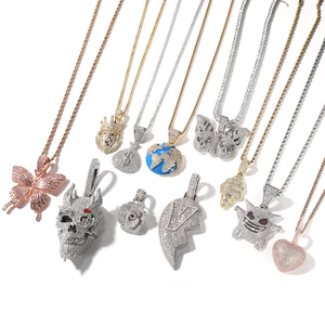 Hip-hop zirkonia hanger halsketting collectie met vlinder, wereldbol en iced-out ontwerpen