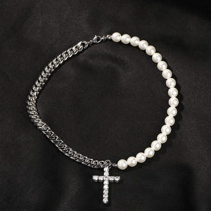 Collier chaîne gourmette en acier inoxydable 8 mm et perles avec pendentif croix