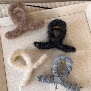 Set di mollettoni per capelli in peluche dai toni della terra per l'autunno e l'inverno