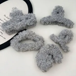 Women Grey Plush Hair Claw Clip Faux Fur Large Shark Clip Geometric Fuzzy Hairpin Autumn Winter Thick Hair Accessories Headdress