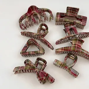 Vintage Christmas Red Green Plaid Hair Claw Clip For Women Geometric Resin Shark Clip Retro British Style Hair Accessories