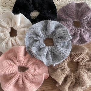 Chouchous en tricot surdimensionnés en six couleurs douces, rose, gris et kaki