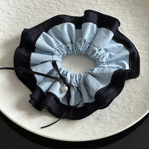 Blue Patchwork Scrunchie With Black Bow Ribbon Faux Artificial Pearl Pendant Sweet Academy Style Fabric Hair Tie For Women Girls Hair Accessories