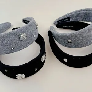 Vintage Woolen Rhinestone Flower Wide Headband For Women Elegant Padded Tweed Hair Hoop Autumn Winter Fashion Accessory