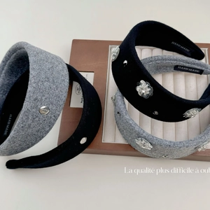 Elegant wide wool headband with rhinestone flowers and silver studs in grey and black