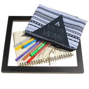Trousse de maquillage ethnique Hakuna Matata avec motifs géométriques et zip