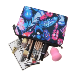 3D colorful feather print makeup bag with smooth zipper and cosmetics storage