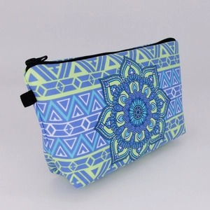 Mandala print makeup bag with geometric patterns and zipper for travel organization