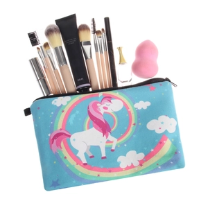 Borsa per cosmetici unicorno azzurro con stampa arcobaleno per il viaggio portatile