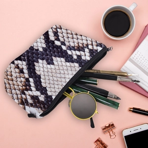 Fashionable snake print cosmetic bag with large capacity for travel and daily storage