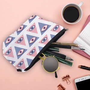 Borsa da trucco impermeabile con stampa Evil Eye e motivi blu su sfondo rosa caldo