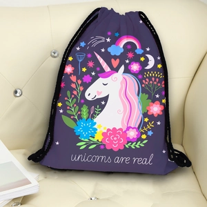 Sac à dos à cordon violet avec imprimé licorne et arc-en-ciel pour voyage en plein air