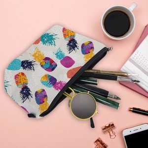 Waterproof pineapple print makeup bag for travel, portable toiletry pouch with zipper