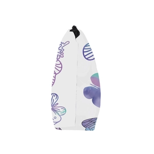 Vue détaillée d'une trousse à maquillage blanche à motif papillon avec fermeture éclair