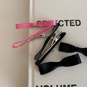Sweet ballet style ribbon bow hair clips set in pink and black satin for women