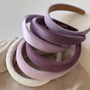 Lot de serre-têtes larges violets minimalistes avec textures satinées et mates