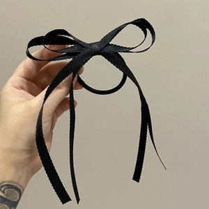 Elastico per capelli francese con fiocco in nastro nero e lunghi nastri per acconciature eleganti
