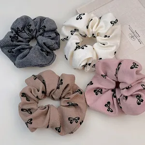 Lot de chouchous style coréen avec imprimé nœuds en gris, crème, kaki et rose