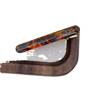 Tortoiseshell acetate barrette hair clip with golden metal clip and La France engraving