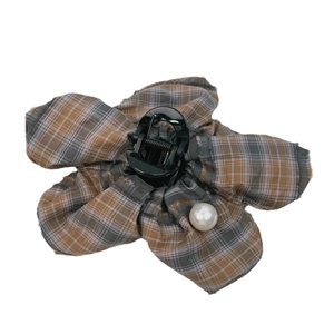 Vintage British style flower hair claw clip with brown plaid fabric and pearl detail