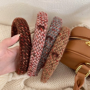 Chic tweed woven headband set with delicate brown bows for elegant autumn and winter styling