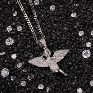 Hip hop angel wing pendant necklace with micro-p鑲 cubic zirconia and cuban chain link