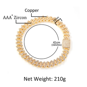 Détail de la chaîne cubaine dorée de 18 mm avec zircons AAA et dimensions exactes
