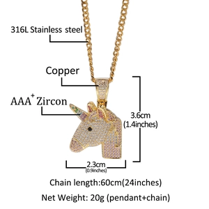 Detail von Einhorn-Anhänger mit bunten Zirkonia und 316L Edelstahlkette Maßen