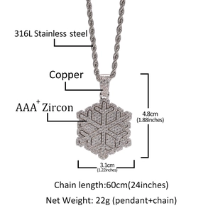 Collana con ciondolo a fiocco di neve ghiacciato con zirconi AAA+ e catena in acciaio