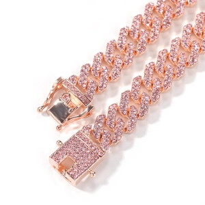 Herren Hip-Hop 12mm Panzerkette in Roségold mit funkelnden rosa Strasssteinen