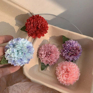 Pinces à cheveux marguerites colorées style français avec feuilles vertes pour femme