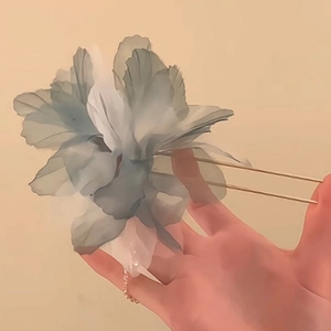 Traditional Chinese large flower hair pin with gradient blue fabric and gold metal fork