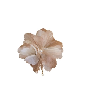 Elegant champagne chiffon flower hair pin with gold tassel and pearl for hanfu