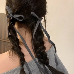 Barrettes à cheveux nœud en denim gris élégant avec rubans sur cheveux tressés