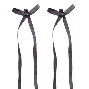 Paire de pinces à cheveux à nœuds gris avec de longs rubans en tissu de style ballet