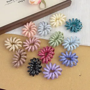 Élastiques à cheveux spirale en 13 couleurs, incluant des tons rose pastel, bleu et violet