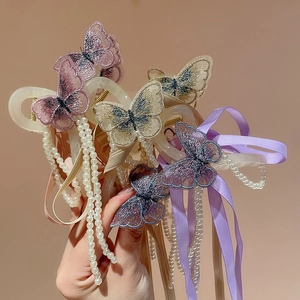 Eleganter großer Haarklammer mit Stickschmetterling und Perlenquastenband
