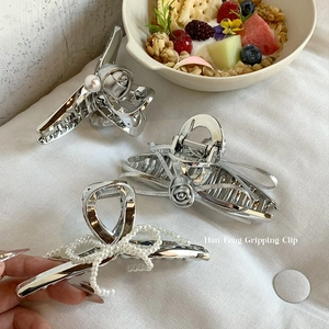 Elegant silver rose and pearl metal claw clips set with minimalist and bow designs