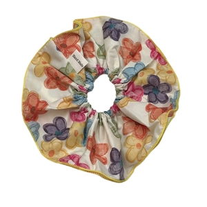 Floral print scrunchie with lace edge and handmade label for Korean garden style hair