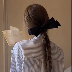 French Style Oversized Satin Bow Hair Clip Elegant Handmade Large Ribbon Spring Clip Hair Accessories For Women Party