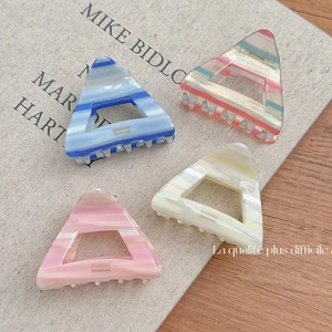 Women Korean Style Acetate Triangle Hair Claw Striped Hollow Out Shark Clip Handmade Marble Texture Geometric Hair Accessory