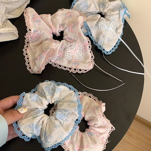 Lot de chouchous floraux avec bordure en dentelle et nœud en ruban cœur pour femmes