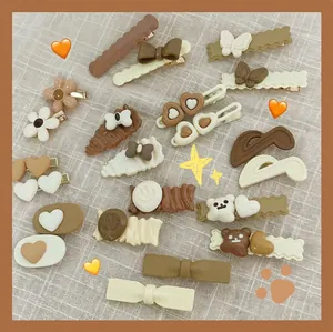 Pinces à Cheveux En Résine Mate Style Maillard Pour Femmes Filles Coeur Papillon Ours Note De Musique Smiley Fleur Accessoires