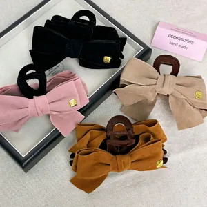 Large Bow Hair Claw Clip For Women Vintage Velvet Suede Texture Elegant Sweet Styling Tool Retro Fashion Headwear